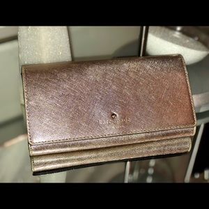 Kate Spade Rose Gold Metallic Shannon wallet